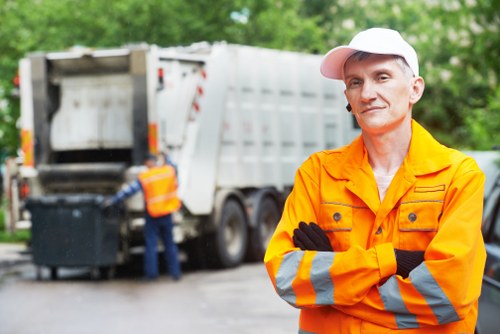 Commercial waste collection services in Hoxton