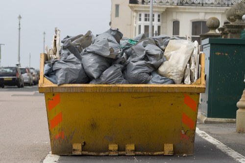 Recycling and waste disposal facilities in Hoxton